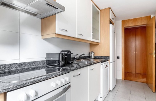 El Viso Apartment | Bright El Viso 2BR w/Terrace, nr Football Stadium, by Blueground