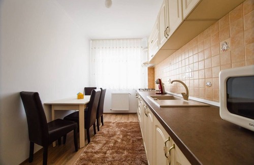 Oradea Apartment | Bright & Elegant Central Apartment
