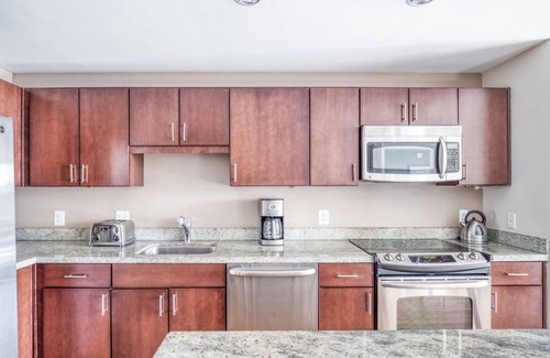 Foggy Bottom Apartment | Bright Foggy Bottom 1BR w/Gym, Pool, nr. World Bank, by Blueground