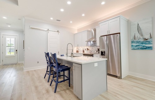 Foley House | Bright Foley Home w/Patio - 7 Mi to Wharf & Beach