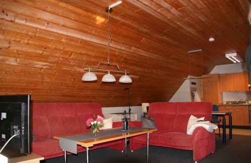 Warsingsfehn Condo | Bright, friendly apartment with balcony for rent