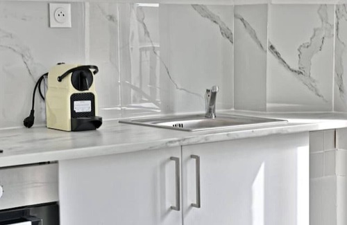 Gagny Apartment | Bright, friendly apartment