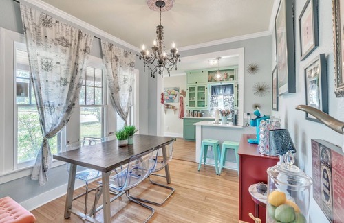Seguin House | Bright & Fun 3BR Cozy Nook by RedAwning