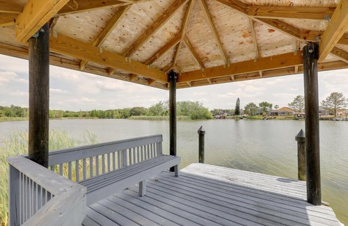 Lakeview Village House | Bright Getaway with Ski Lake, 11 Miles to Dtwn Tampa