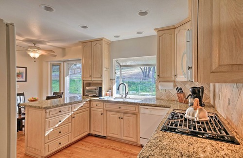 Sonora House | Bright 'Gold Country' Home: Pool, Deck & Hot Tub!