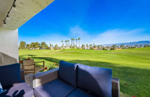 Palm Desert Condo | Bright ground-level condo on the golf course