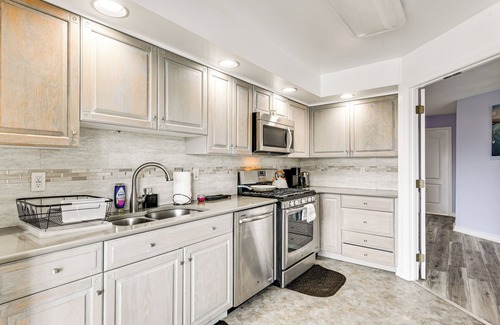 Butler House | Bright Guest House: 15 Mi to Dtwn Baltimore!