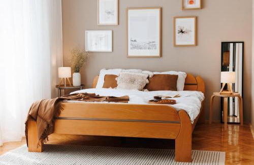 Kosancicev Venac Apartment | Bright Harmony Old Town Renovated