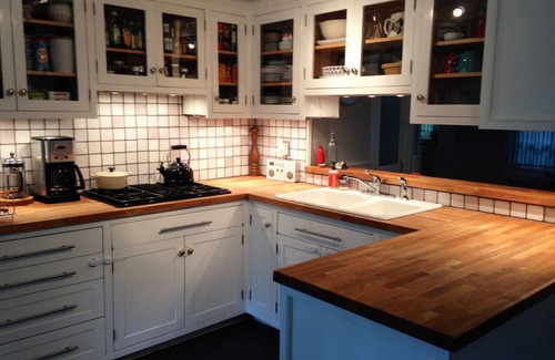Woodstock House | Bright, historic Woodstock home close to town