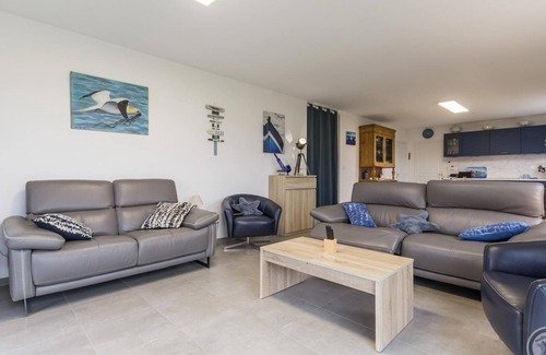 Cotentin Peninsula Cottage | Bright house near Norman coast, golf nearby