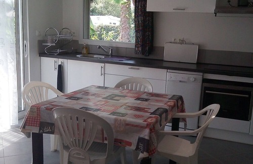 Saubion House | BRIGHT HOUSE, Pets allowed, near SEA, FOREST AND BIKE ROUTES