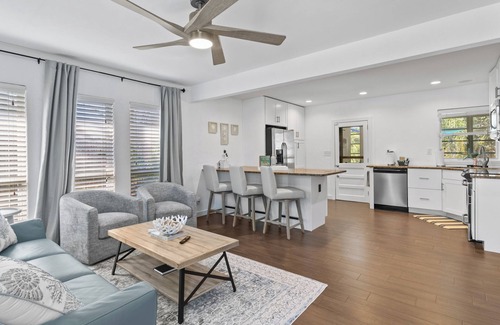 Jacksonville Beach House | Bright Jax Beach Pool Retreat with Heat, AC, WiFi, Bikes etc