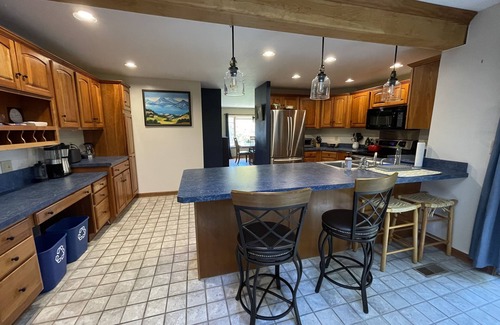 Surry House | Bright, Large, Spacious Family Home