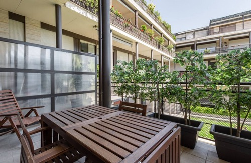 Precotto Apartment | Bright Loft X2 with terrace & shared garden