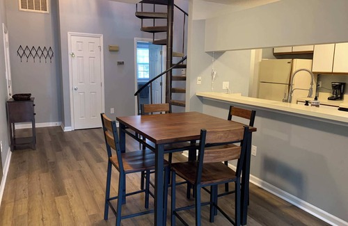 Southwest Raleigh Apartment | Bright Lofted Condo|Fenton|Long Stays