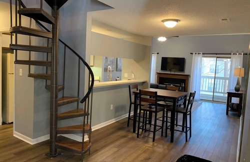 Southwest Raleigh Apartment | Bright Lofted Condo|Fenton|Long Stays