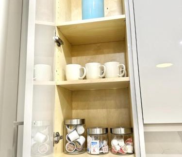 Davenport Apartment | Bright Luxurious 2 Bedroom Apartment