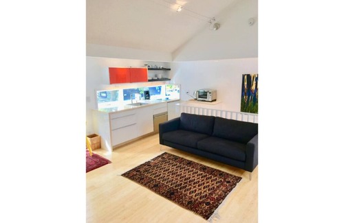 Harrison/Denny-Blaine House | Bright Madison Valley Guest House
