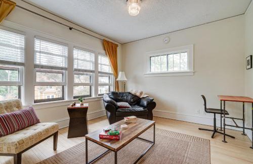 Elliot Park Apartment | Bright Minneapolis Apartment - 1 Mi to Downtown!