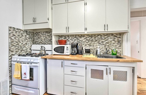 Morris Park House | Bright Minneapolis Home: 2 Mi to Minnehaha Falls!
