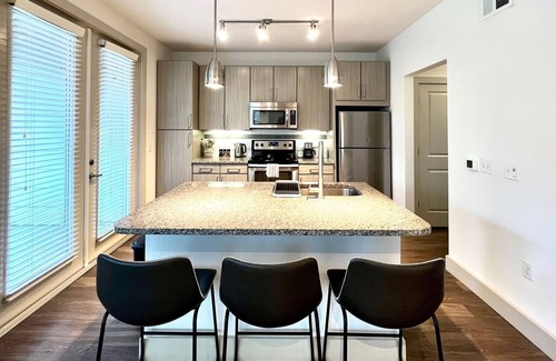 Tampa Apartment | Bright Modern 1BR/NewFurnish/ Pool/near D'twn !