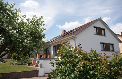 Burkardroth Apartment | Bright modern vacation apartment in the biosphere reserve Rhön and Bad Kissingen