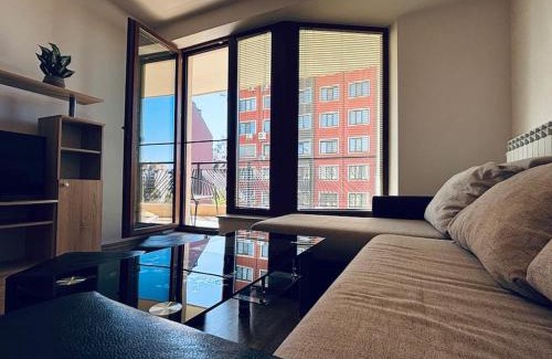 Sofia City Center Apartment | Bright New Apartment With Parking At The Center!
