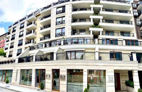 Sofia City Center Apartment | Bright New Apartment With Parking At The Center!