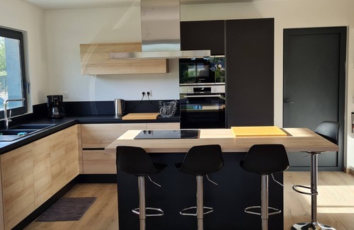 Gouville-sur-Mer House | Bright new wooden house with enclosed garden 5 minutes from the beach
