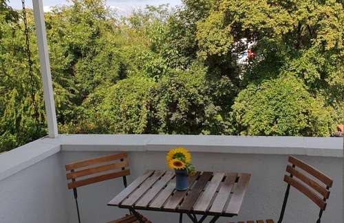 Eppelheim Apartment | Bright, newly renovated, friendly vacation apartment