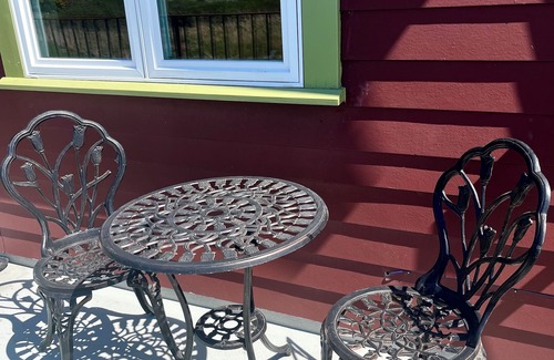 Lopez Island Apartment | Bright one-bedroom in Lopez Village with deck and sunset views