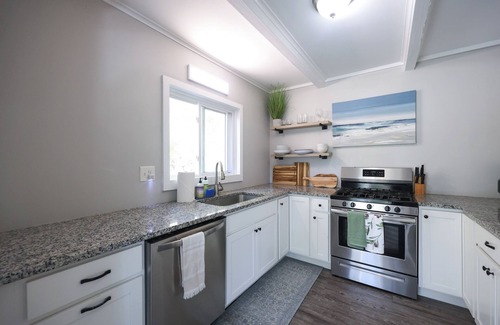 North Truro House | Bright & open private home, close to beach. Renovated clean and pet friendly!