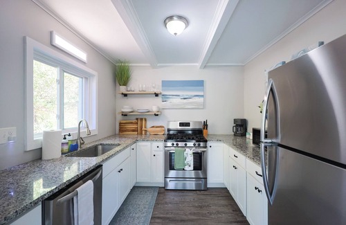 North Truro House | Bright & open private home, close to beach. Renovated clean and pet friendly!