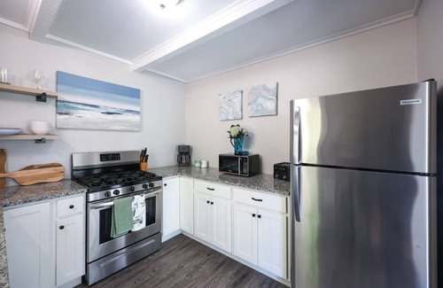 North Truro House | Bright & open private home, close to beach. Renovated clean and pet friendly!