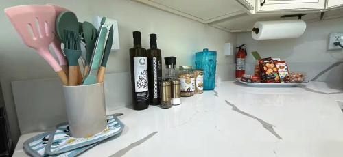 Mid Central House | Bright Pasadena Getaway w Patio & Near Old Town