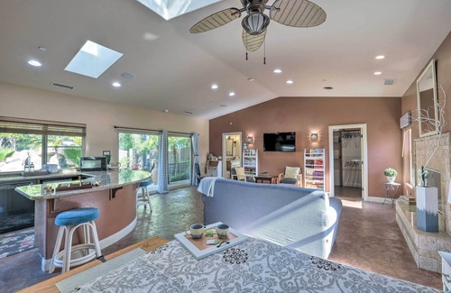 Poway Apartment | Bright Poway Studio w/Shared Outdoor Pool!