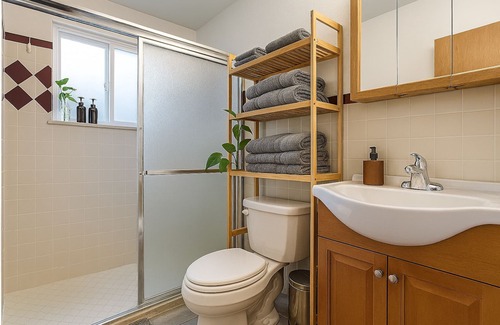 Park East House | Bright Private 2BR Boulder Suite Near CU & Chautauqua