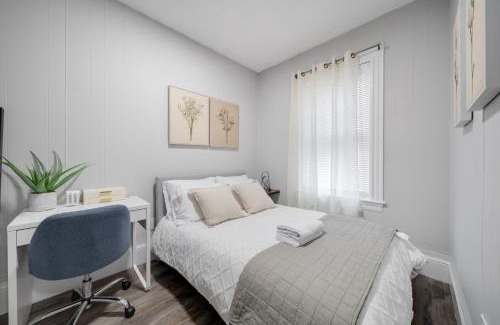 South Boston Apartment | Bright Private Room Near Beaches, Public Transit