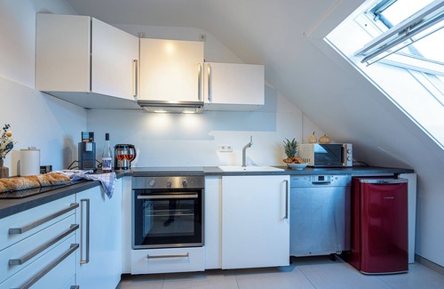 Ahrensburg Apartment | Bright & quiet, 200m to the subway