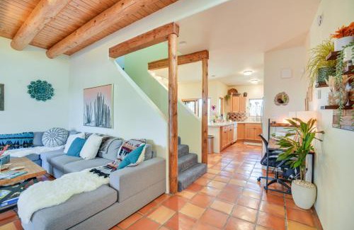 Southside Apartment | Bright Santa Fe Condo about Half-Mi to Meow Wolf!