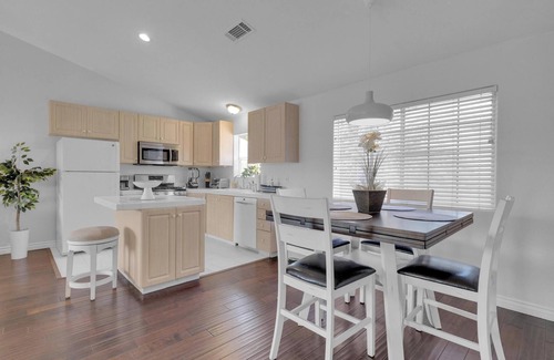 Hillcrest Condo | Bright, Spacious 2BD/2BA in the Heart of Hillcrest