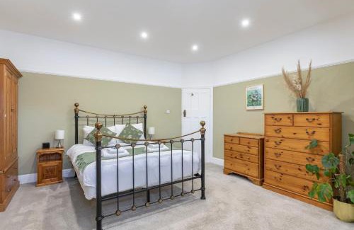 Hove House | Bright & Spacious 3bedroom Home