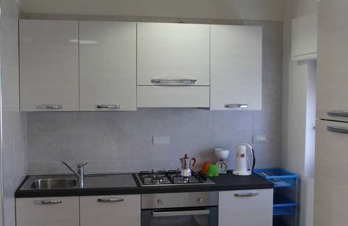 Province of Cagliari Apartment | Bright, spacious and comfortable 4th and top floor apartment, Poetto area