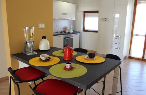 Province of Cagliari Apartment | Bright, spacious and comfortable 4th and top floor apartment, Poetto area