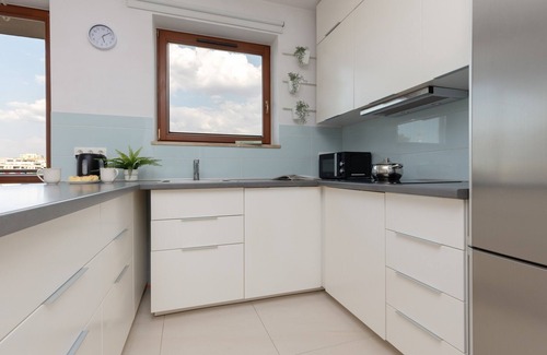 Bielany Apartment | Bright & Spacious Family Apartment Bielany with Parking Garage in Warsaw