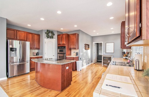Bellevue House | Bright & Spacious Family Home