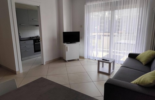 Riva del Garda Apartment | Bright, spacious apartment near lake/beach and close to downtown