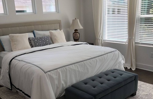 South Manchaca House | Bright Spacious Townhome in trendy 78704