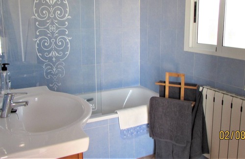 Sax Apartment | Bright studio apartment with secure parking and share of owners' pool