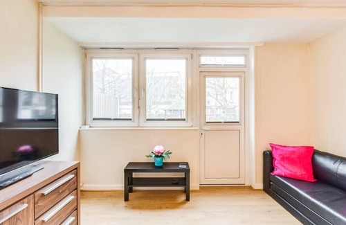 Chaucer Apartment | Bright Studio near Borough and The Shard